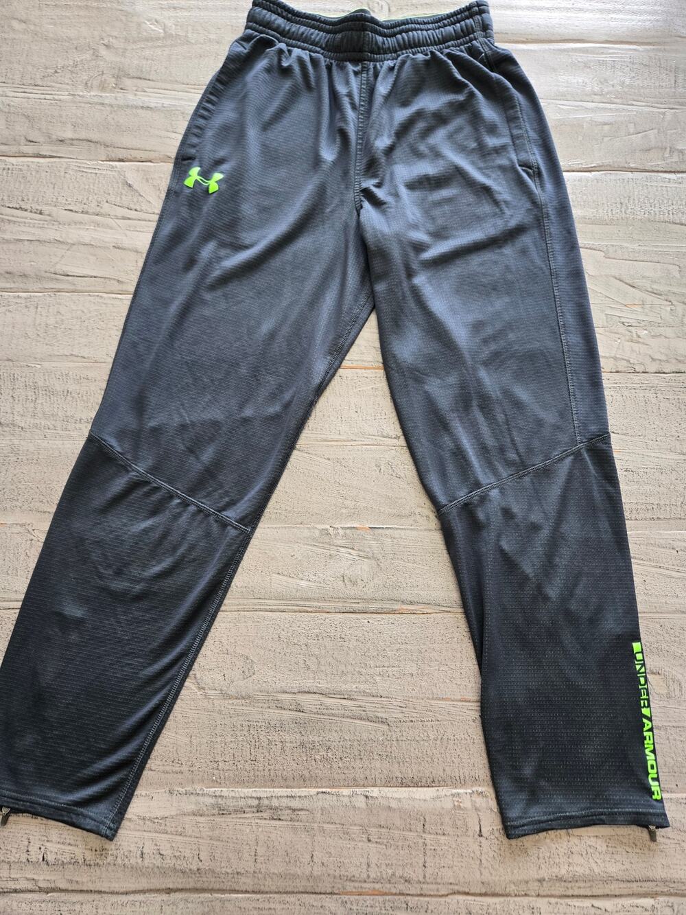 Under Armour Loose Fit Performance Track Pants Black Men's Small